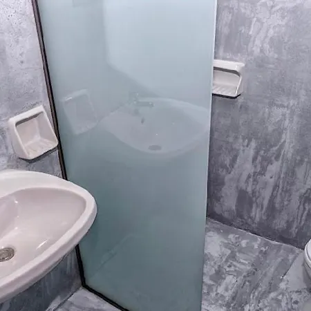 Blissoncrete 赫索尼索斯